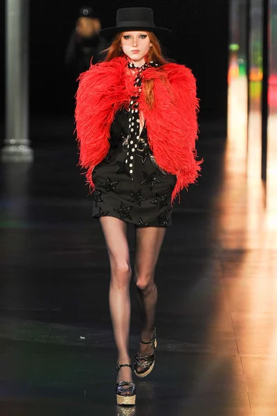 Look 39